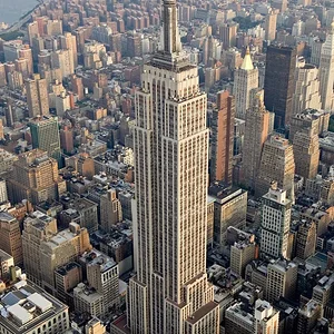 Empire_State_Building_(aerial_view) (1).webp