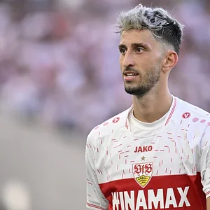 atakan-karazor-kimdir-nereli-yaşı-booyu-biyografisi-arguntc.webp